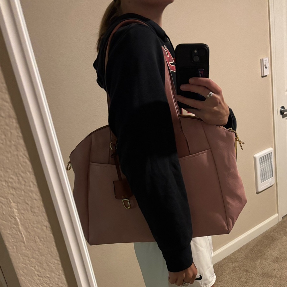 Tumi Pink Leather Zip-Top Tote Work Laptop Bag Travel Purse - Picture 9 of 10